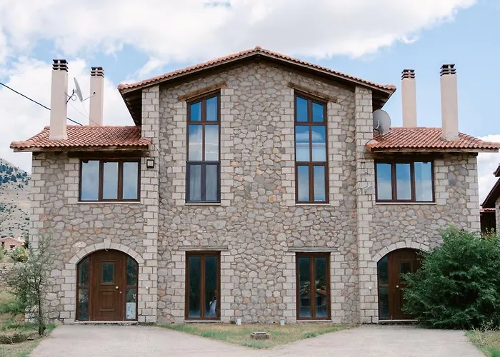 Σαλέ Cloud9 Αράχωβα